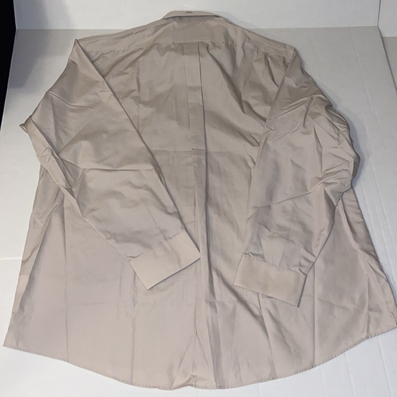 Van Heusen Men’s XXL Long Sleeve New Button Up Shirt - Picture 2 of 4